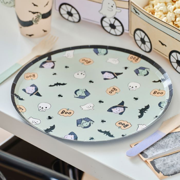 Papp tallerkner med koselige halloweenmotiv 8x - Ø 22 cm