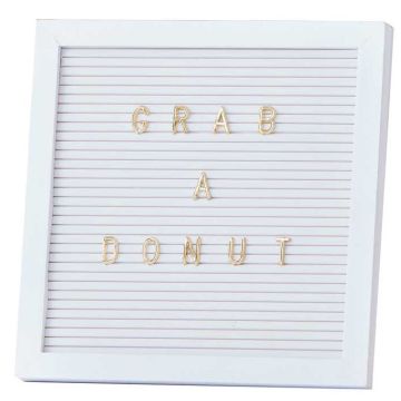 Bokstavtavle i Kvit & Gull - 25 x 25 cm