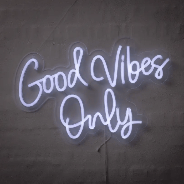 Good vibes only neon LED-skilt - 40x61 cm