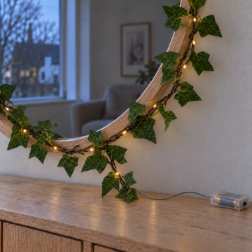 Efugirlander med 30 LED-lys 290 cm