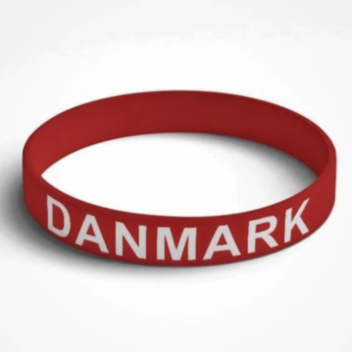 Raud og kvit Danmark silikonearmbånd