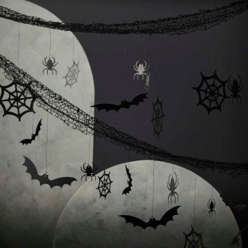 Halloween-garland med edderkopper, spinn og flaggermus